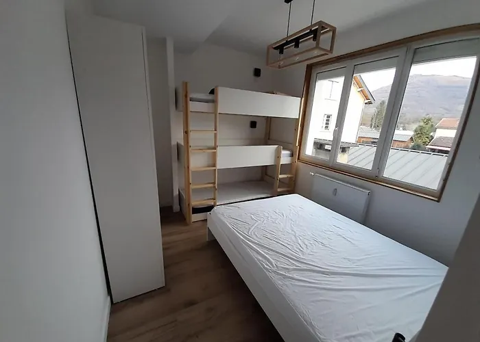 דירה Familial 2 Pieces